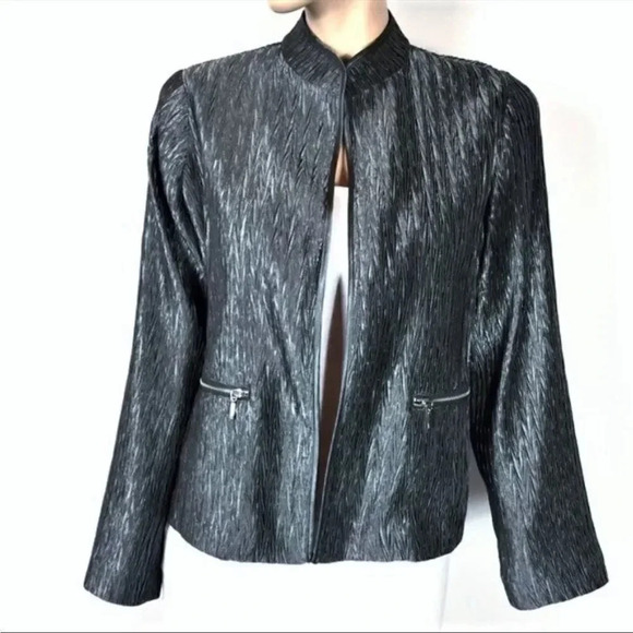 *Final Price* Chico’s Jacket Crinkle Shine Castlerock Gray Size 6/8 NWT Size 0 - Picture 3 of 7
